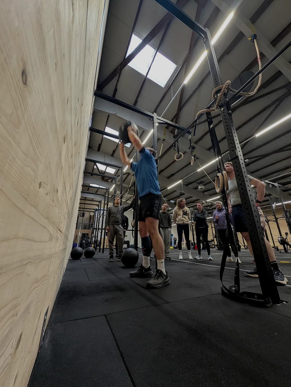 Wall Balls — Station 8